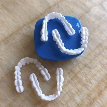 New Upgrade Nonporous Upper & Lower Teeth Braces - Retro Style Simulated Dentures for Perfect Smile, Daily Wear & Valentine’s Day/Carnival, Comfortable Non-Porous Design, Men’s Fashion Accessories, Carnival Accessory, Modern Aesthetic, Secure Fit Dentures