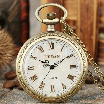 Vintage-Inspired Copper Roman Numeral Pocket Watch with Quartz Movement - Durable Alloy Case, Round Dial, World-Time Function, Chain Strap, Perfect for Everyday Use, Everyday Accessory|Vintage Pocket Watch|Quartz Movement Watch