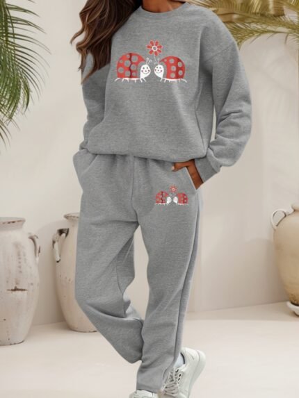Ladybugs Cartoon Women'S Sweatshirt And Sweatpants Set