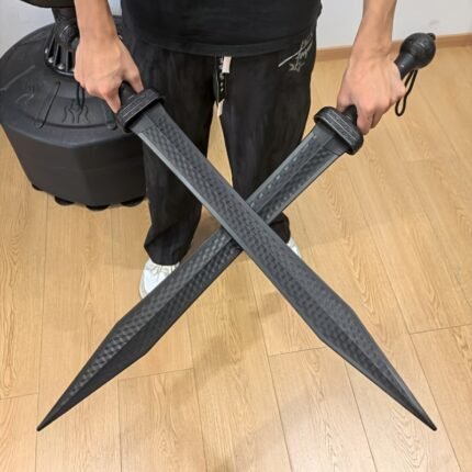 1pc Western Sword - Roman Knight Sword with Black Blade & Red Accents, PP Plastic Material, Street Style Role-Play & Stage Training Prop, Durable Costume Accessory for Cosplay, Halloween, Themed Parties, Cosplay Weapon, Historical Replica, Highquality Replica, Roleplay Weapon, Cosplay Enthusiasts, Halloween Costume, Realistic Design, Sturdy Construction, Roleplay Props, Cosplay Fans