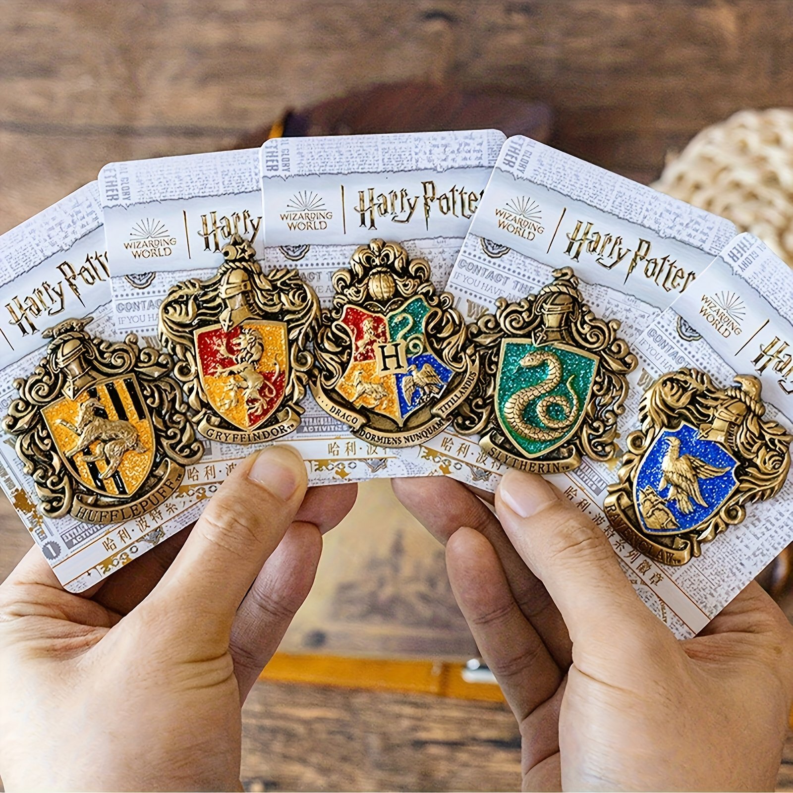 7bf93dcf-f3ed-411c-9b1e-c588e39122b0.jpg Harry Potter Hogwarts House Badges: Vintage Metal Brooch for Fan Collection & Clothing Accessories - Image 1