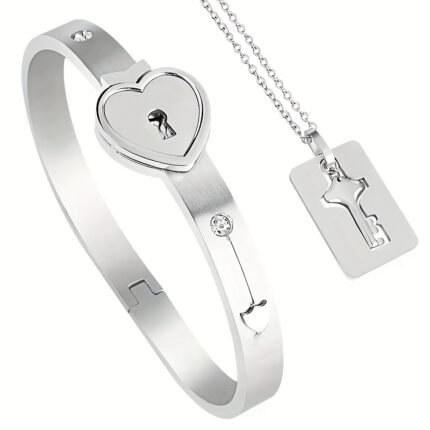 A Set Of Titanium Steel Love Couple Heart-shaped Lock Bracelet And Key Necklace Set, Fashionable, Elegant And Creative Style Jewelry.