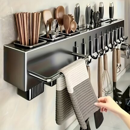 High-quality carbon steel kitchen utensil storage rack, wall-mounted without drilling design, convenient and stable installation, suitable for both home and commercial kitchens. It can hang knives, forks, chopsticks, spoons, scissors, napkins,