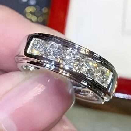 1pc of 2-carat Haoshi ring, suitable for both men and women, luxurious, simple, fashionable and elegant, Men's gift, Women's gift, engagement ring, casual outfit, holiday gift, for friends and family