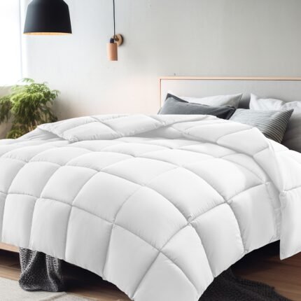 All Season Down Alternative Comforter Lightweight Quilt Bed Comforter Duvet Insert Plush Super Soft Microfiber Machine Washable Corner Tabs Breathable Cooling Hypoallergenic Warm Winter Full Queen King Twin Size Luxury Hotel Bedding Cover