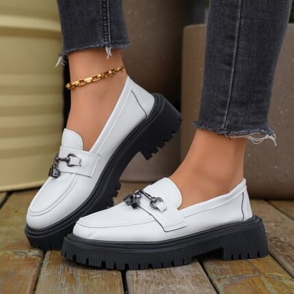 2025 New Women's Single Shoes, Thick-soled Waterproof Loafers, College Style Perfect Formal Shoes, Comfortable Slip-on Shoes, Non-slip and Wear-resistant Outdoor Shoes, Soft and Versatile Metal Buckle Decoration
