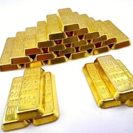 6-Piece Set of High-Realism Gold Brick Decorations, Luxury Collectible Props for Party Photography – Stackable Plated Faux Blocks